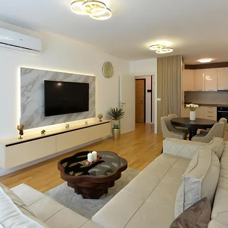 Lejlighed Amazon Royale *